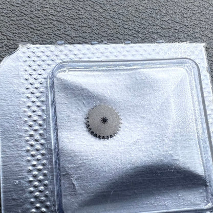 Minute wheel gear for 8205 movement watch repair, compatible with various models, essential part.