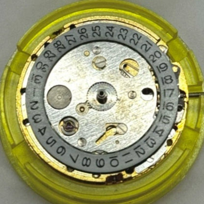China Made 8205 2813 Mechanical Movement Single Calendar Red Wheel