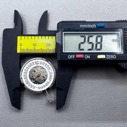 China Seagull ST6 GMT watch movement with double zone 4 hands for precise timekeeping in men's watches.