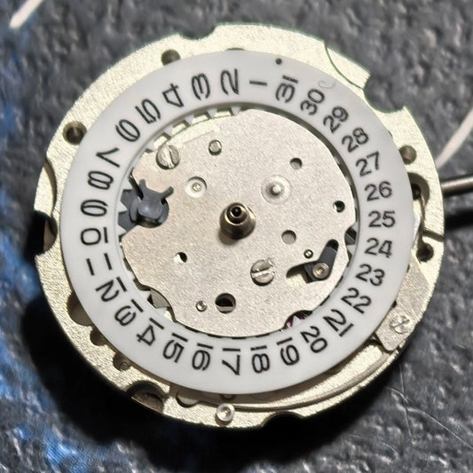 Japan Made Miyota 6T15 Lady Automatic watch movement with single calendar, precise mechanical craftsmanship.