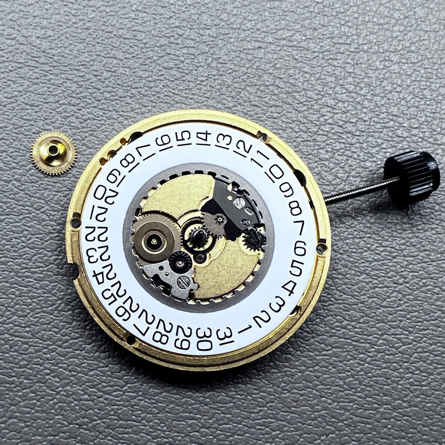 Swiss ETA 955.412 quartz watch movement with 3 hands, compatible replacements 955.411, 955.414, F05.111 by ETA