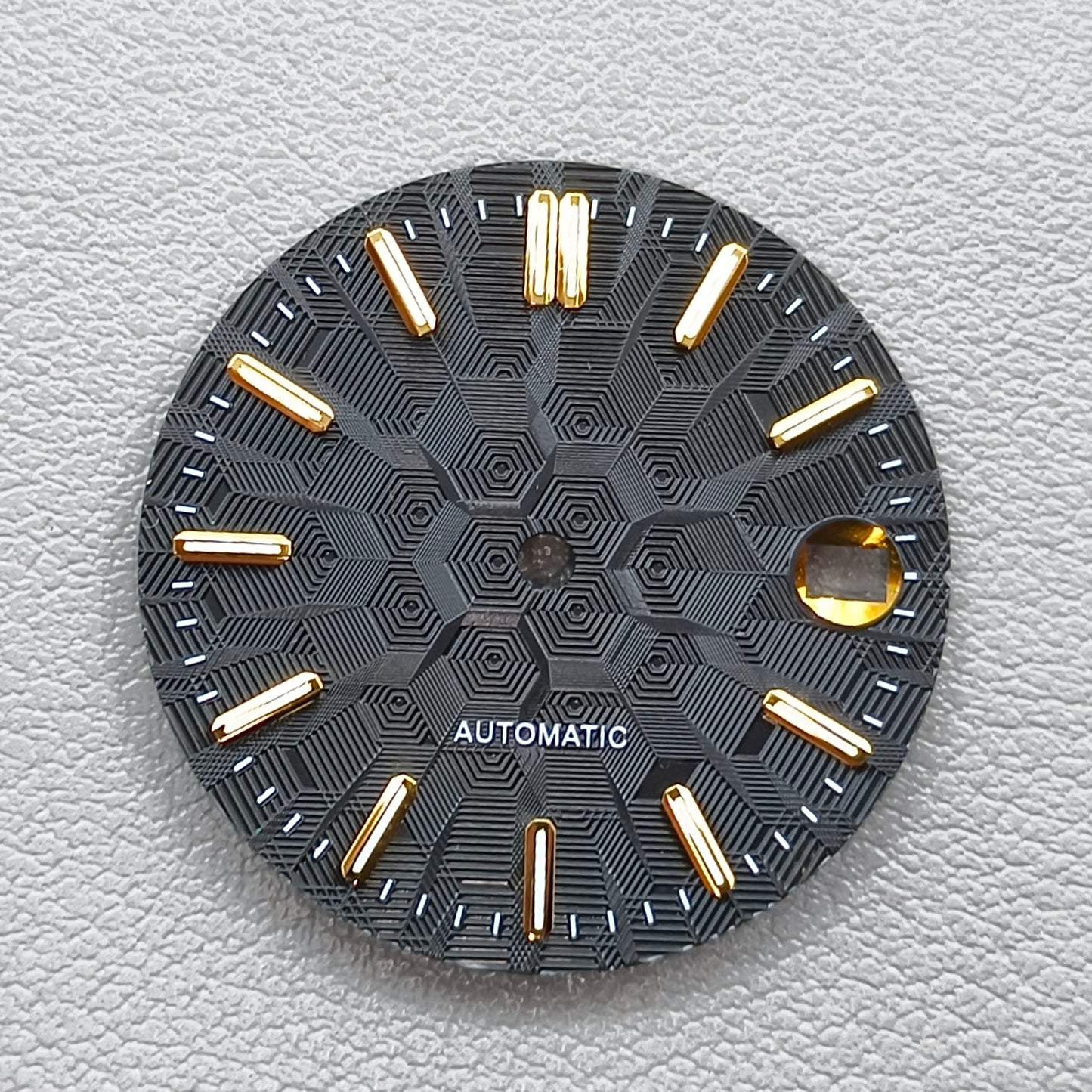 No Logo Black 28.5mm Golden Nail Constructed Lume Watch Dial Fit for NH35 NH36
