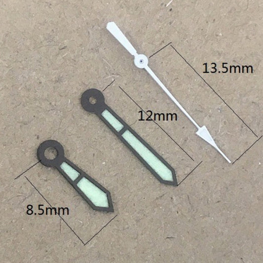 13,5 mm Uhrzeiger-Set mit schwarzem Rand und grüner Leuchtmasse für das Quarzwerk Ronda 515