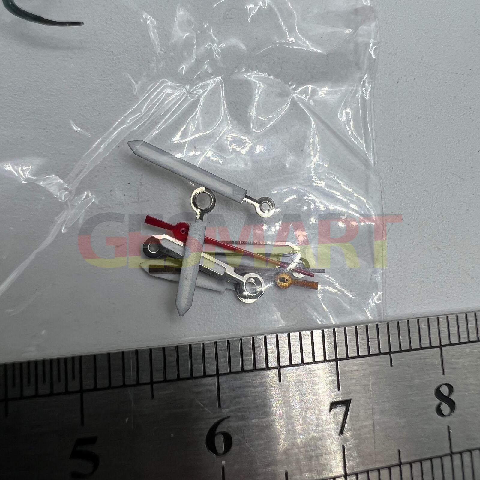 Luminous watch hands by P1-H2-C22 for Miyota 2035 quartz, boosting nighttime readability.