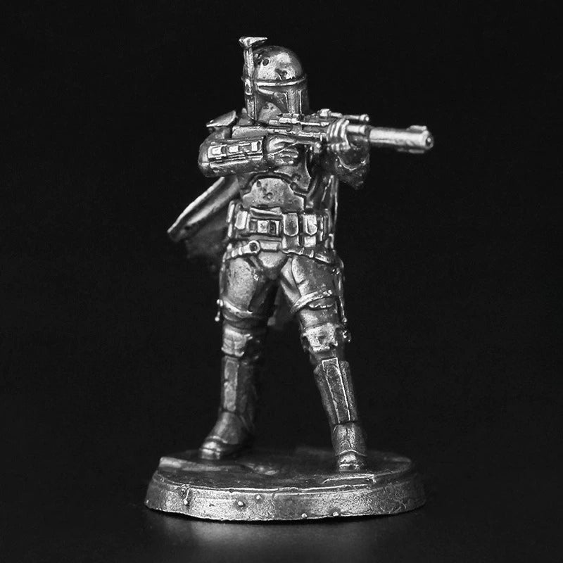Bounty Hunter Two Hand Aim Copper Figurine White Bronze Sci-Fi Wargame 362-11