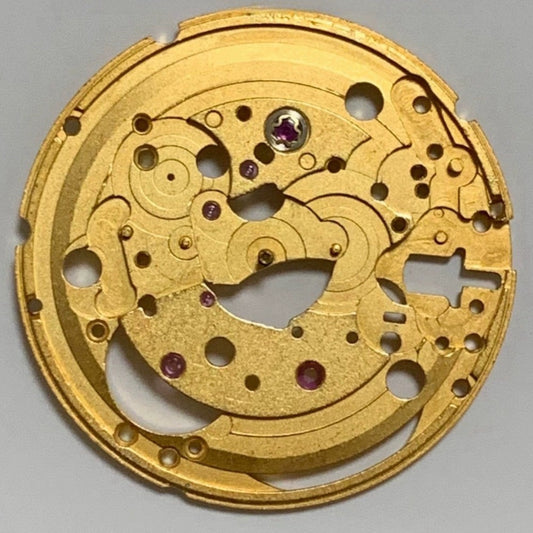 Golden main wheel bridge splint for Swiss ETA2824-2 movement, compatible watch accessory.