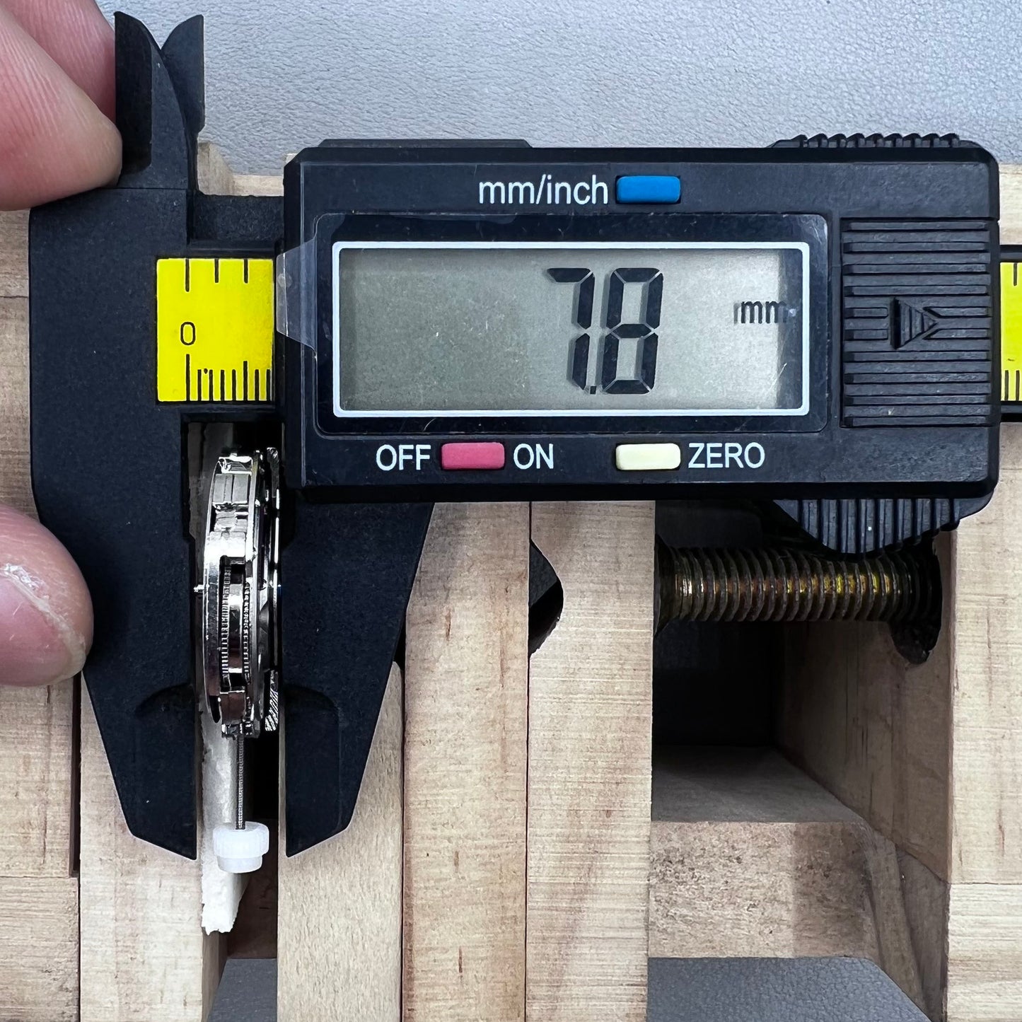 Automatic Mechanical Movement For Mingzhu DG 5833 2813 Date Movement