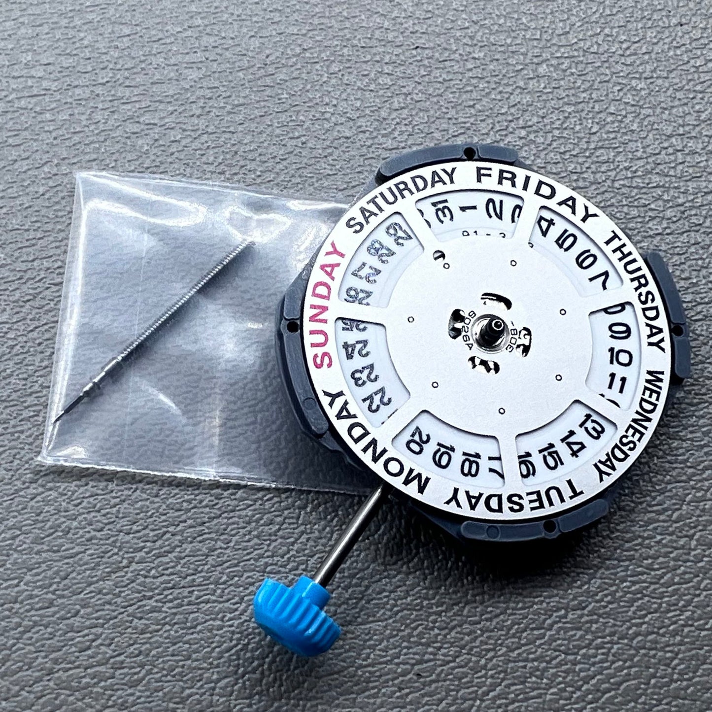 Japan Miyota 6M50 quartz watch movement with 3 hands for precise timekeeping in watch accessories.