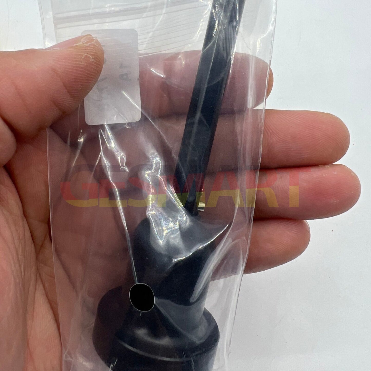 Automatic precision oiler by 7718 for smooth watchmaker maintenance and accurate lubrication.