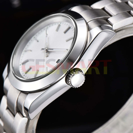 316L stainless steel 40mm men's wristwatch with sapphire glass, waterproof design, white dial, and silver nail markers.