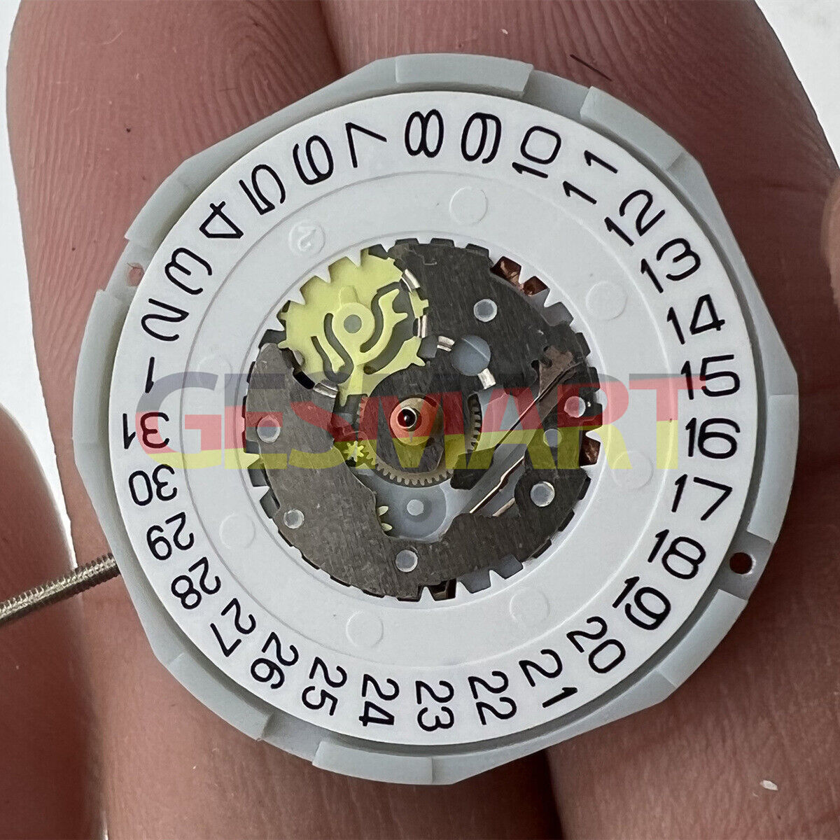 Sunon PE28 quartz watch movement with 3 hands and date at 3, precise replacement part