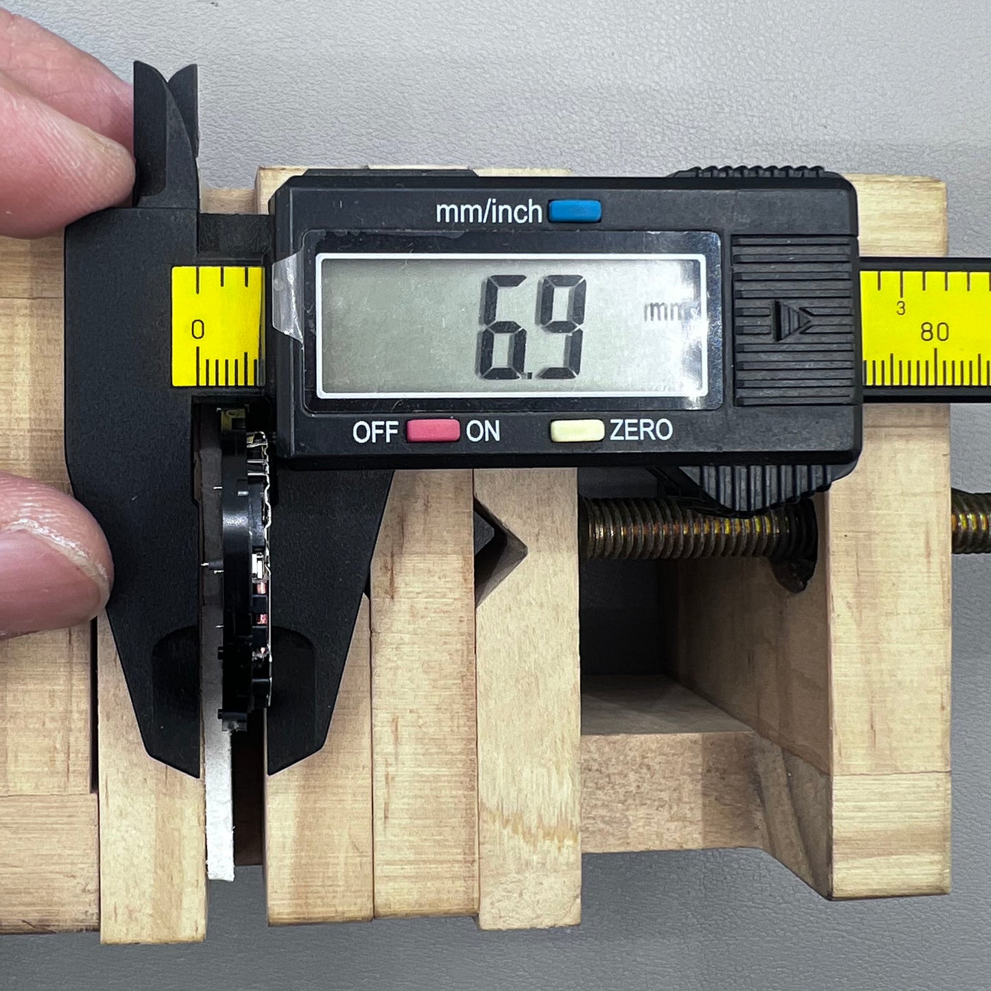 Original Japan VR4G VR4GB Solar Movement