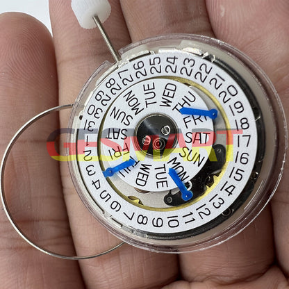 HZ2350 automatic watch displaying double calendar, featuring precise Chinese mechanical movement for accurate timekeeping.