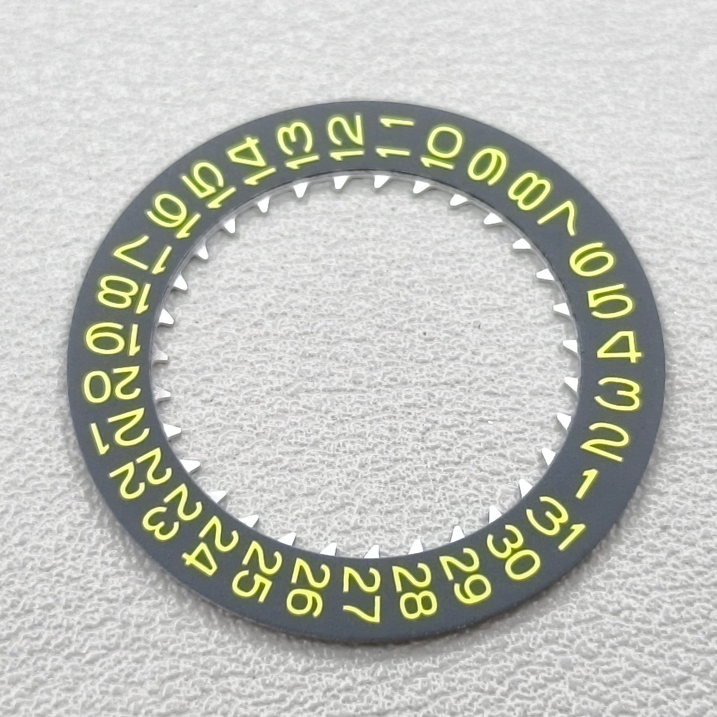 Black Background Yellow Character Disk Date Wheel for NH35 NH36 Date Date@3