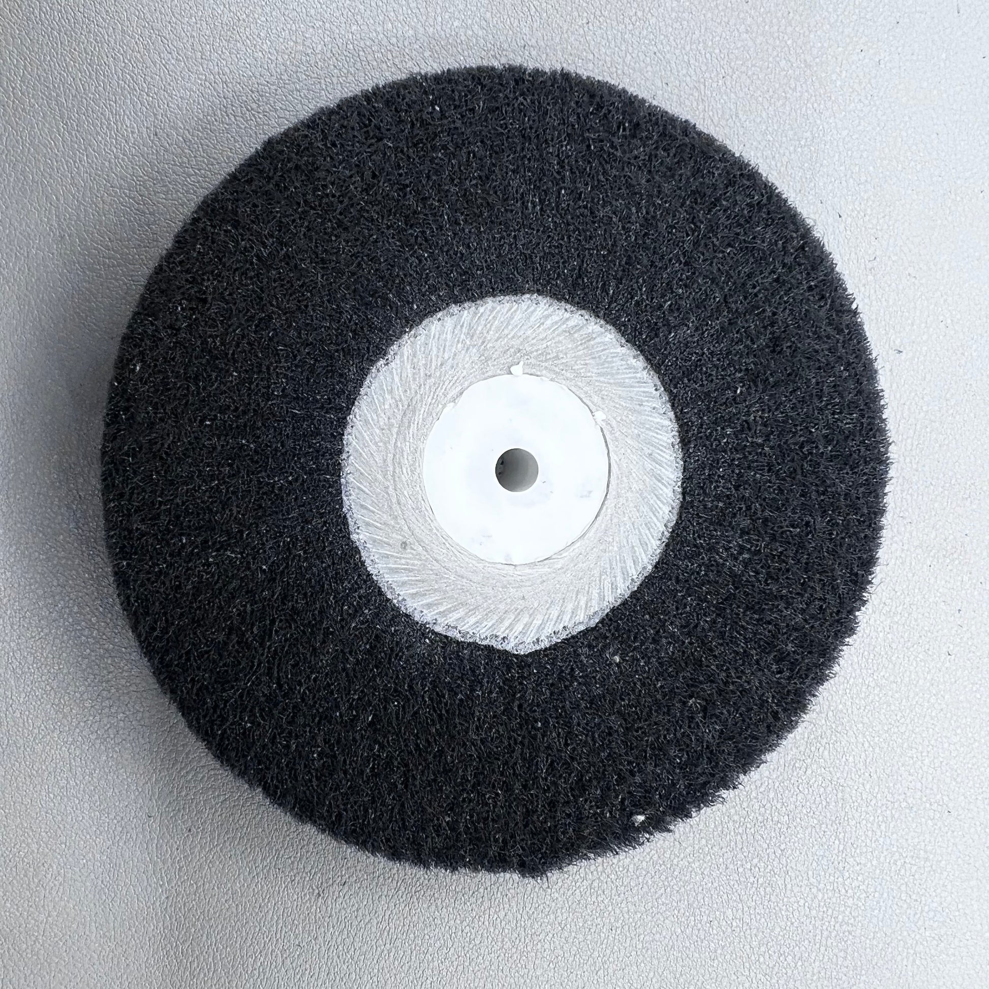 Swiss Bergeon 6085-E4 ultra fine abrasive wheel for satin metal finishing on watch accessories