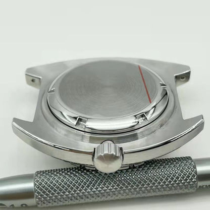 Copper-colored modified watch case featuring sapphire glass bezel, compatible with NH35 NH36 movements.