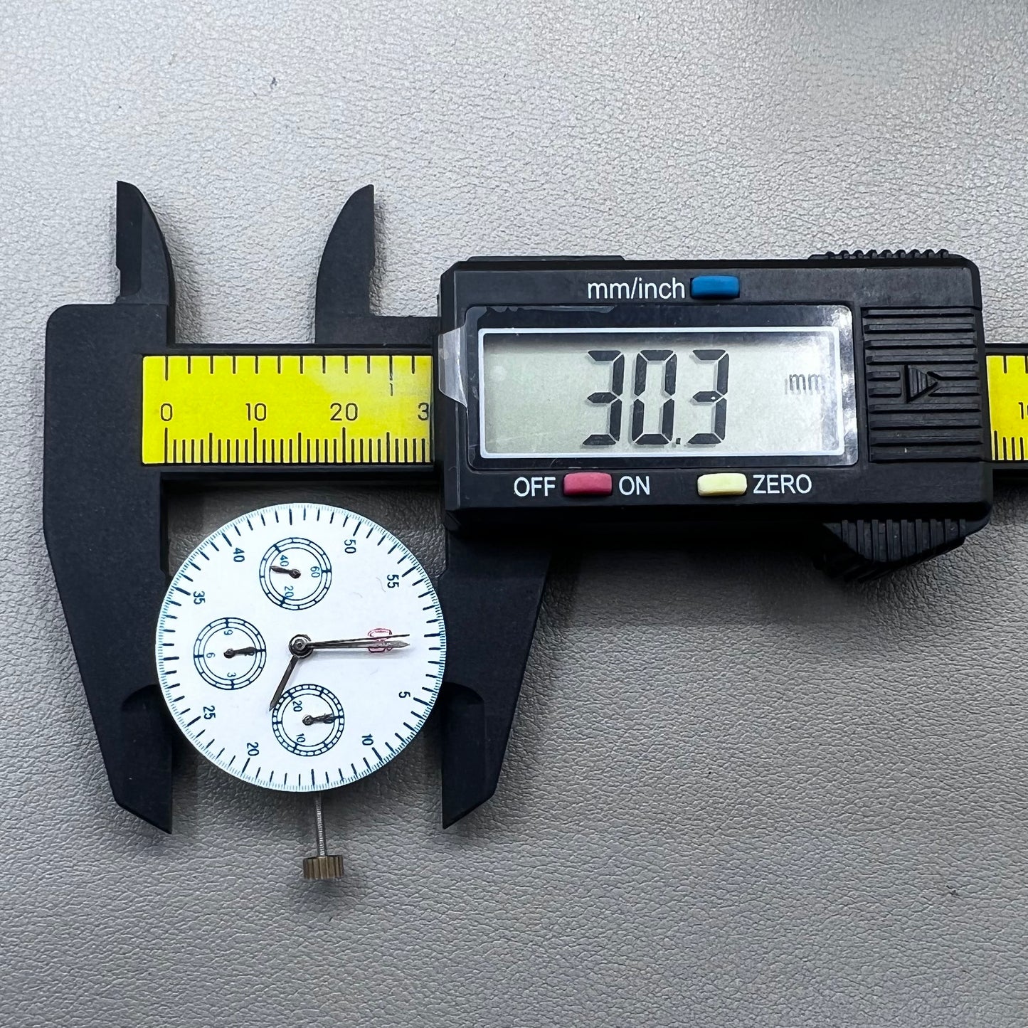 Dandong 7750 Small Second@3/6/9 Mechanical Movement No Calendar