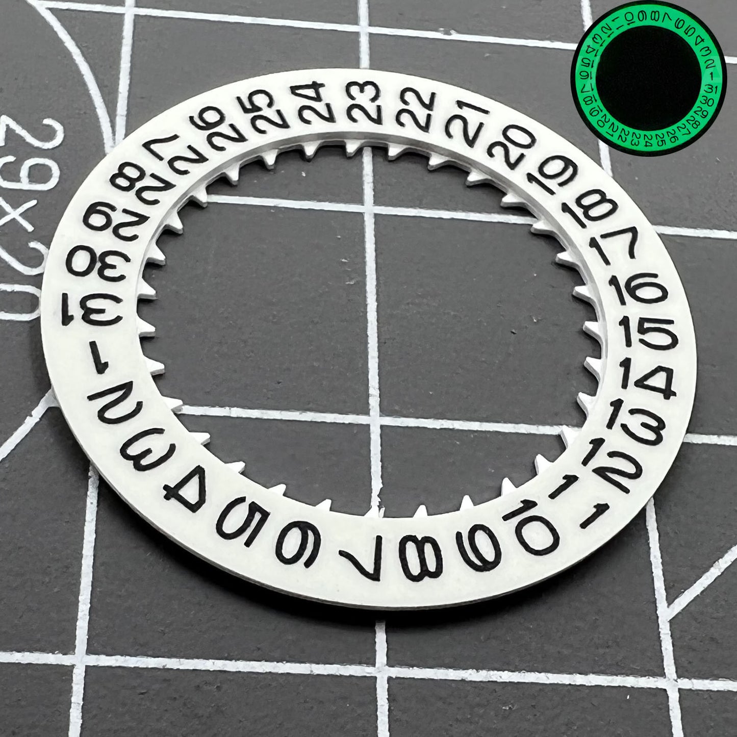 Green lume Date Disk Wheel Date Wheel Fit for NH35 Movement Date@3