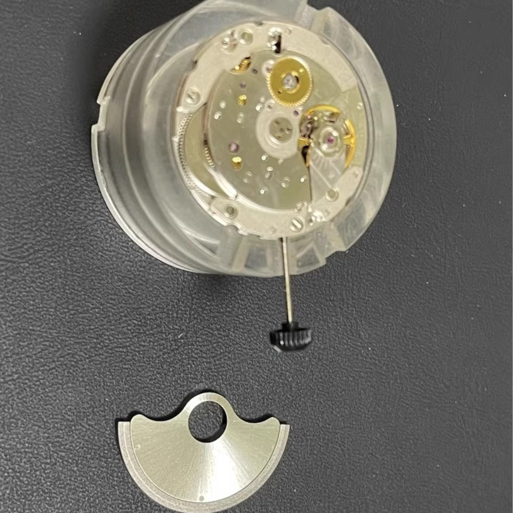 China Made Shanghai 9015 Mechanical Movement Calibre SH7001 with The Rotor