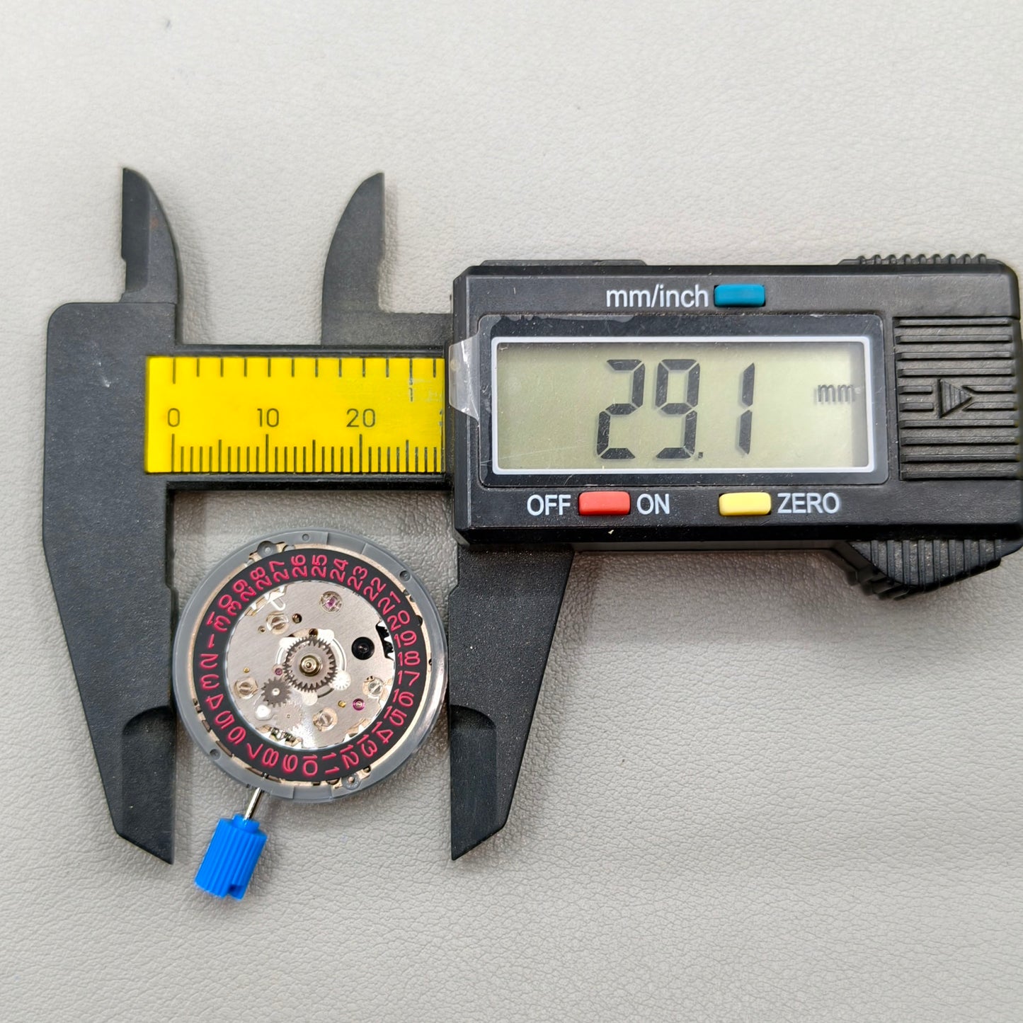 Seiko NH34 Automatic Mechanical GMT Movement Hacking Seconds Red Font Number