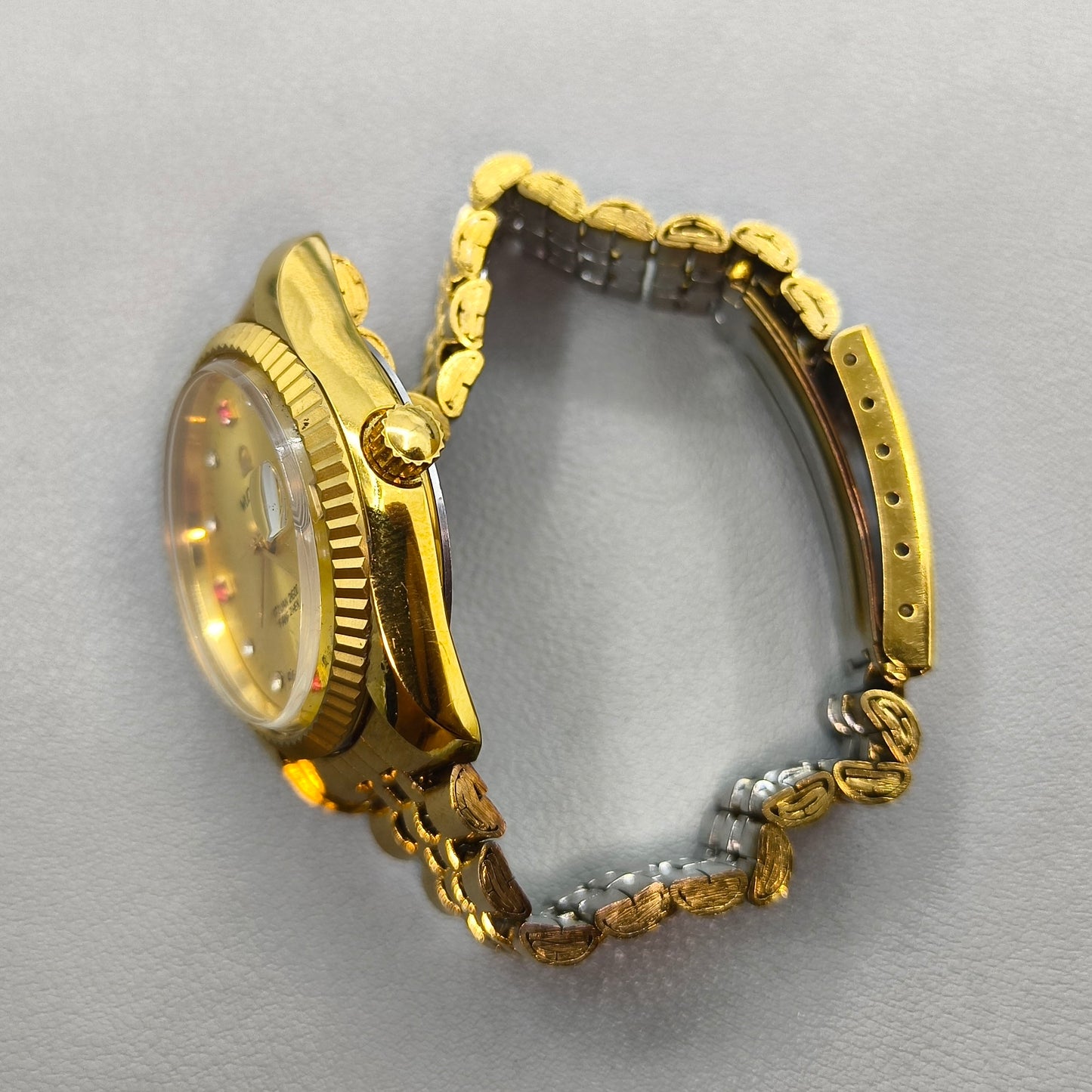 38mm 17 Jews Golden Dial Single Calendar Wudang Steel Manual Mechanical Watch