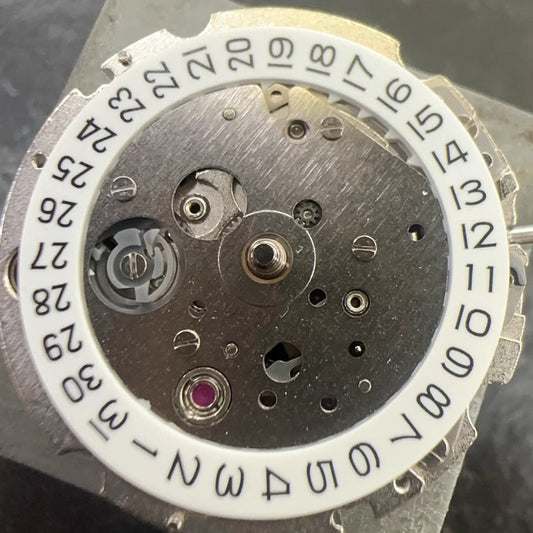 In Japan hergestelltes automatisches mechanisches Uhrwerk Miyota 8218 mit 2 Zeigern