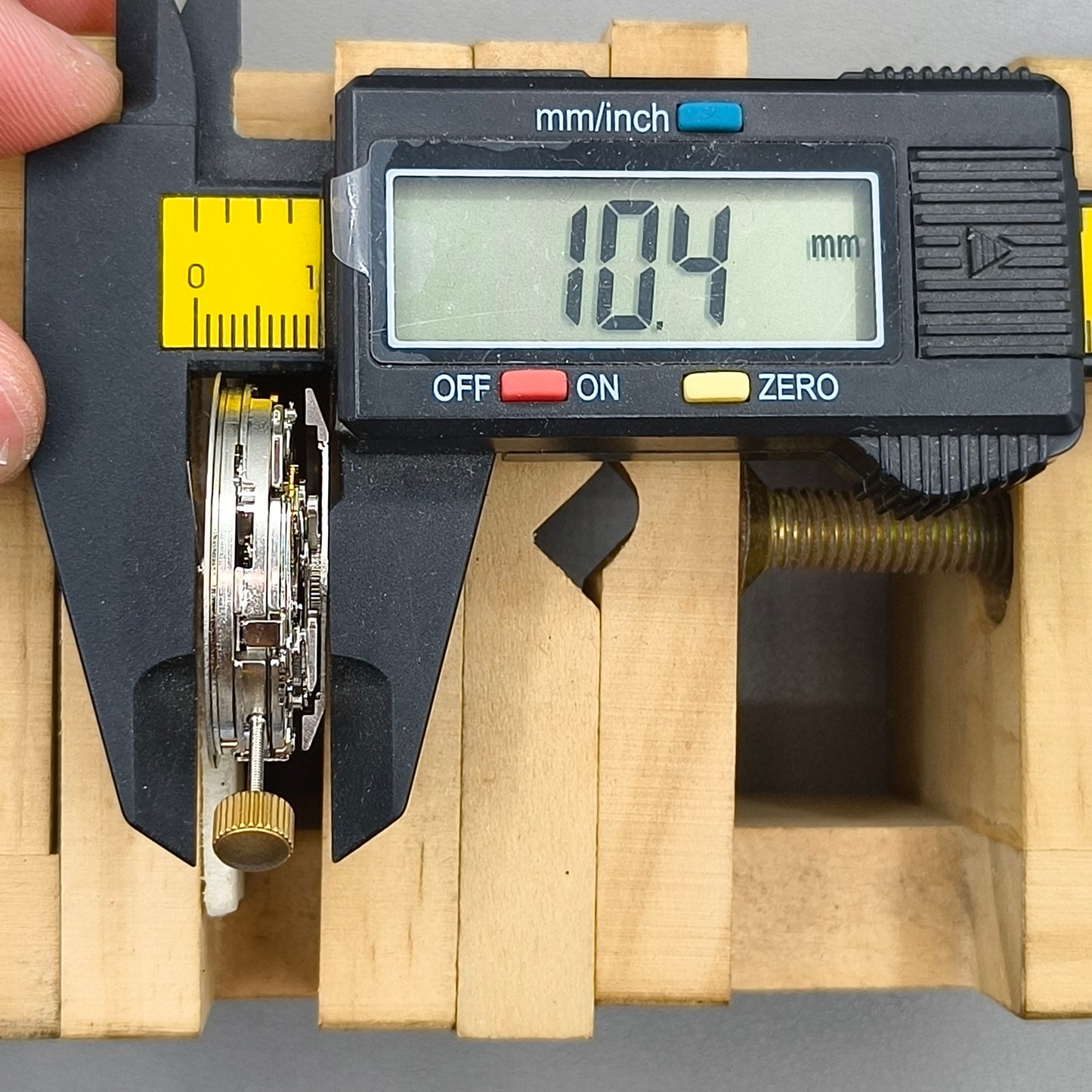 Replacement 7750 7753 Mechanical Movement Small Second@6 Single Calendar@4.5
