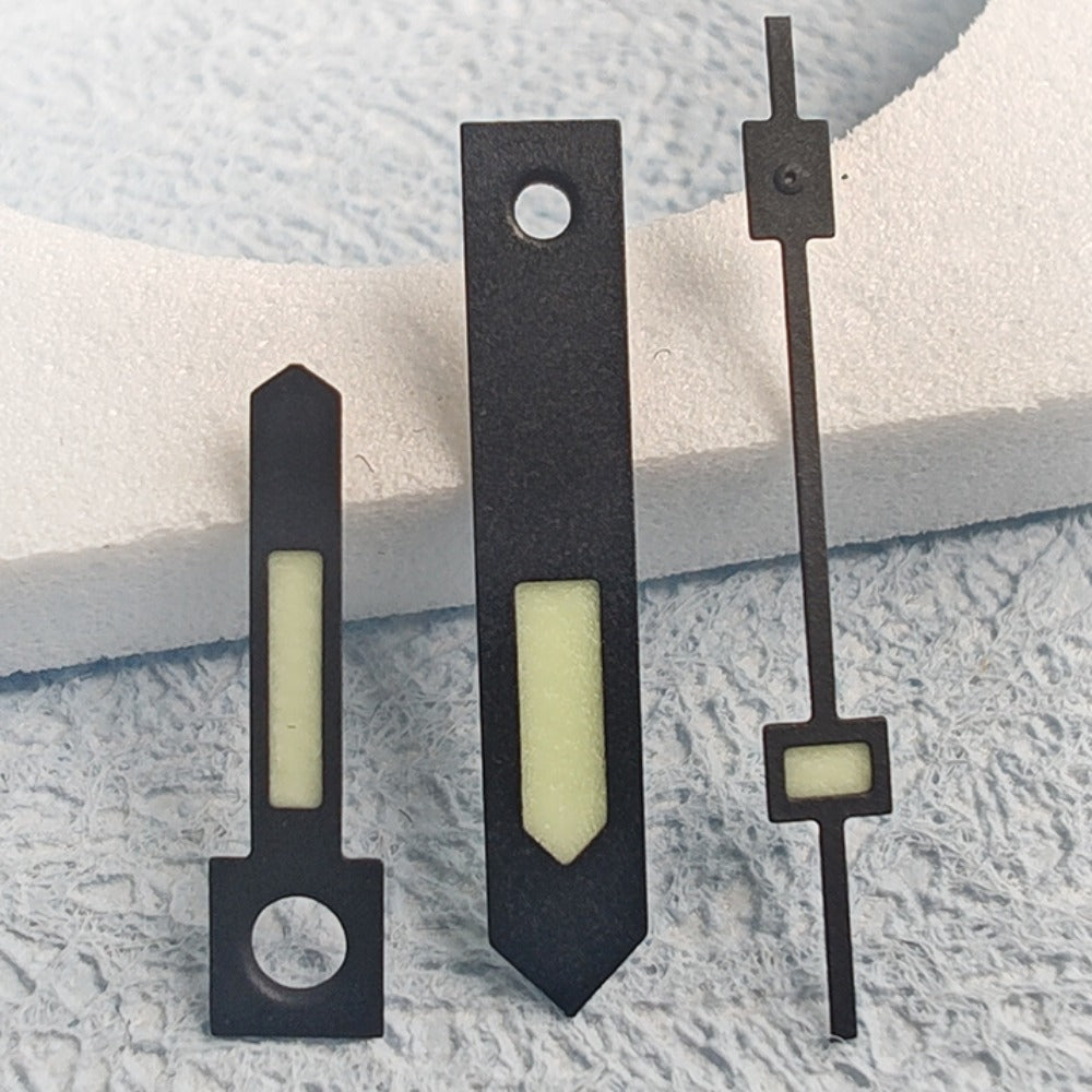 Black Trim C3 Green Lume vintage watch hands for NH34 series, enhancing visibility and style.