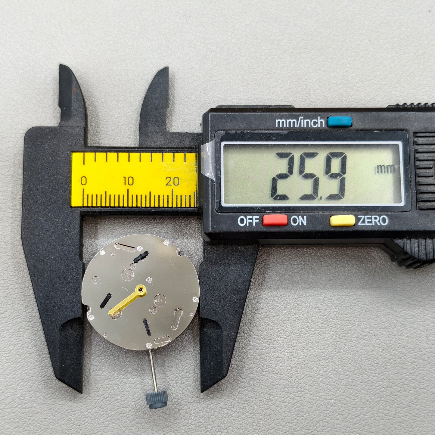 DG2813 Automatic Mechanical Movement NO Calendar 3 Big Hands Small Second@6