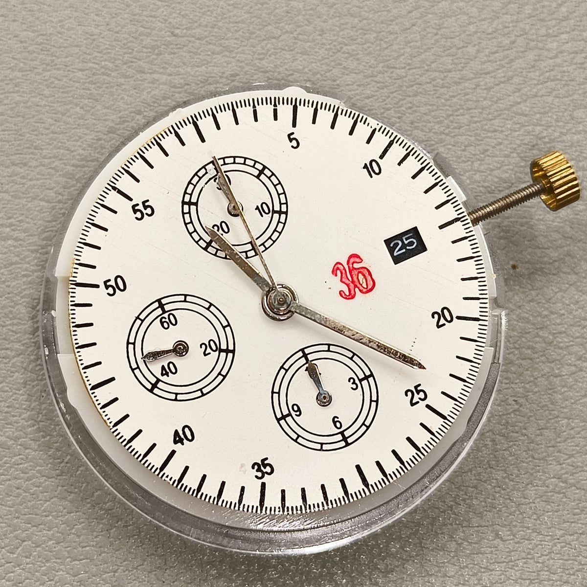 Chinese 7750 Mechanical Movement Small Second@6912 Date@3