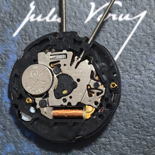Japan Made Original Citizen YR37A Quartz Movement 3 Hands Double Watch Stems