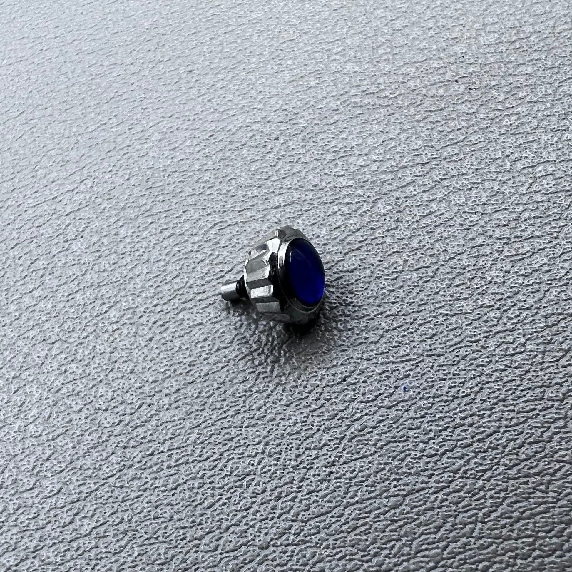 Silver watch crown for Seiko 7D48A quartz movement, original Japan replacement part.