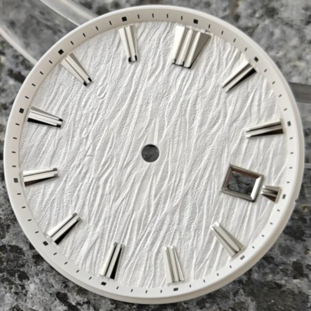 32.3mm White Modified Vertical Grain Watch Dial for NH35 NH36 No Logo No Lume