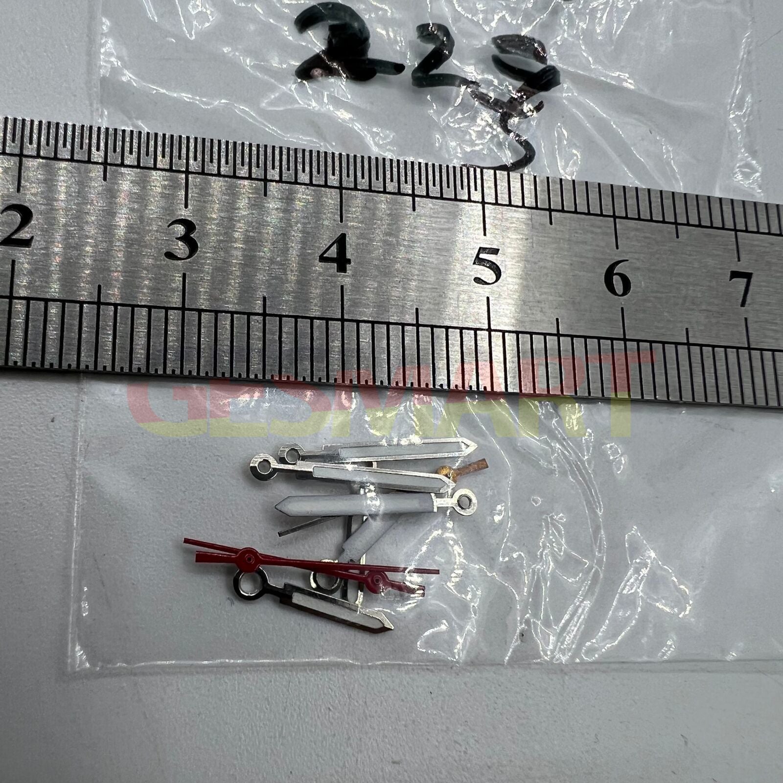 P1-H2-C22 luminous watch hands designed for Miyota 2035 quartz, improving nighttime readability.