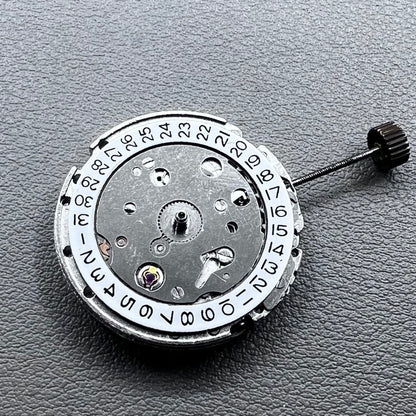 Dandong Silver automatic watch accessory showcasing precise mechanical movement with second stop feature.