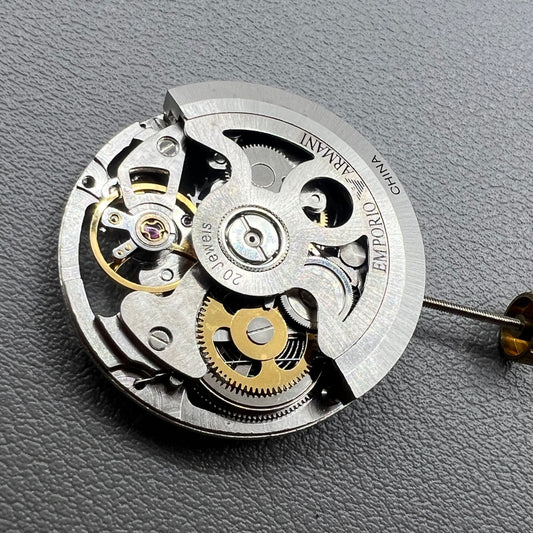 Hangzhou 2189 Silver watch with hollow mechanical movement and single calendar display accessory.