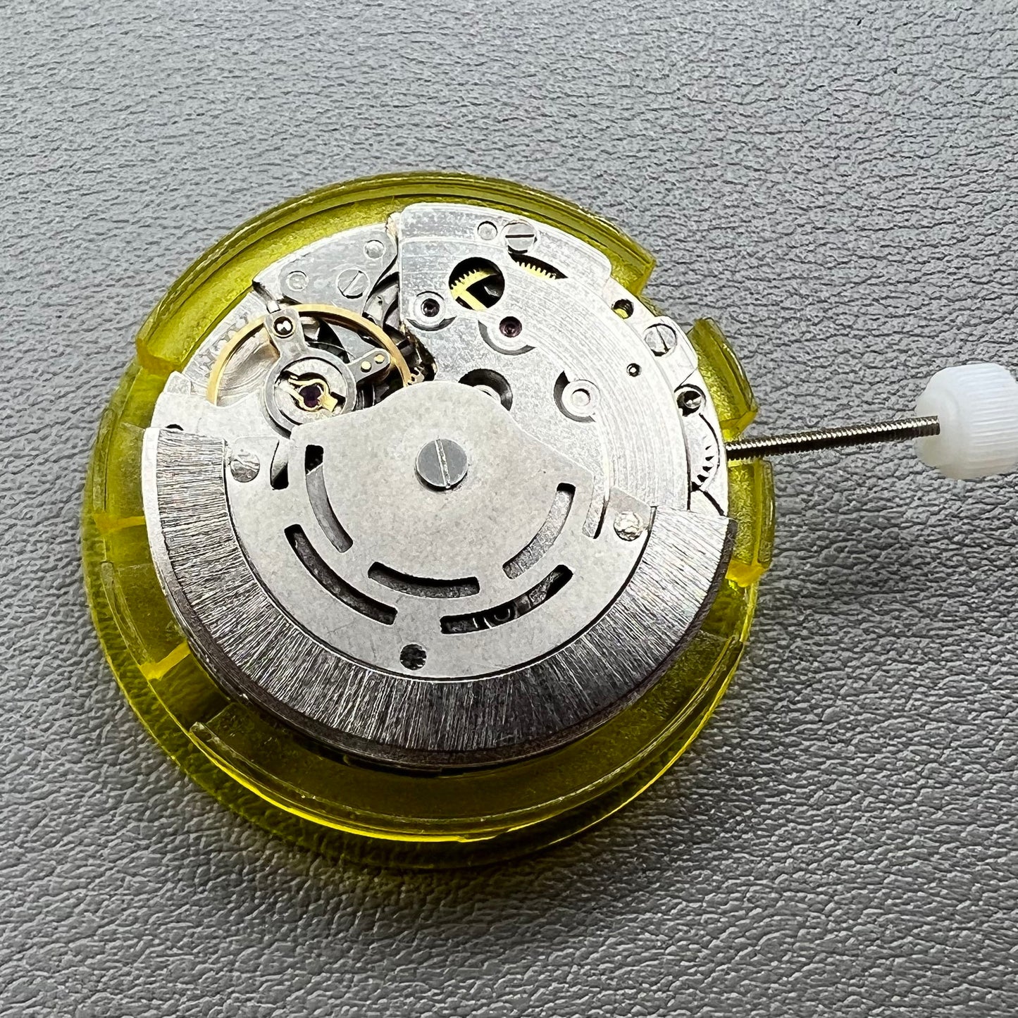 Silver China 2813 8205 watch accessory showcasing automatic mechanical movement with single calendar at 3 o?clock slot.