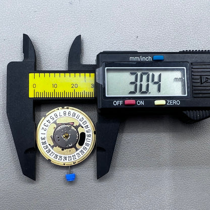 Swiss ETA F07.111 Watch Quartz Movement 3 Hands Date@6