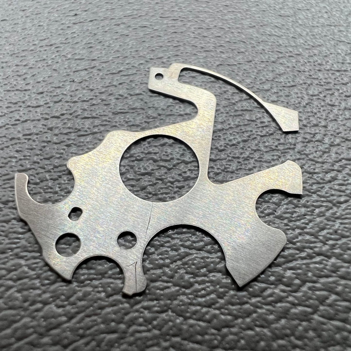 Date Jumper Splint for Seiko NH35 NH36 movement, precision watch part for reliable time adjustment.