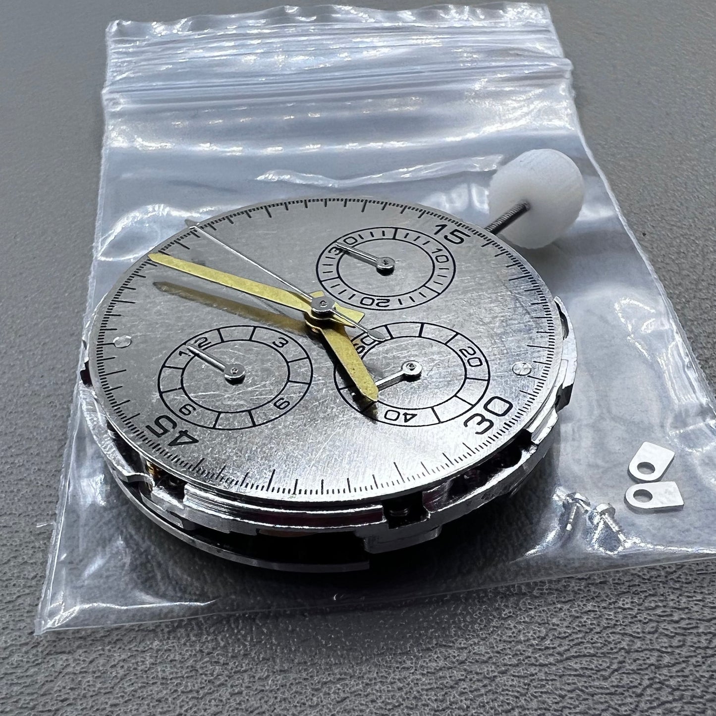 China 4130 Mechanical Movement No Calendar 6 Hands Daytona Blue Hairspring