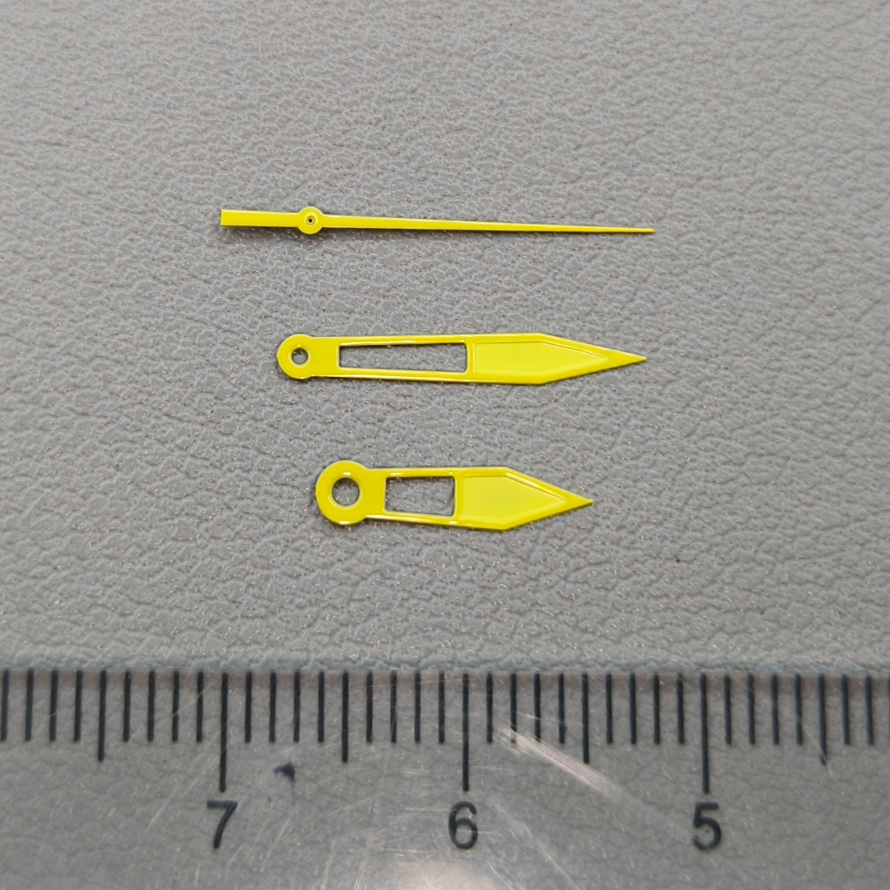 2 Sets Yellow Trim Hollow Arrow Hands for Miyota 2315 2035 2036 2115 2305 Movement