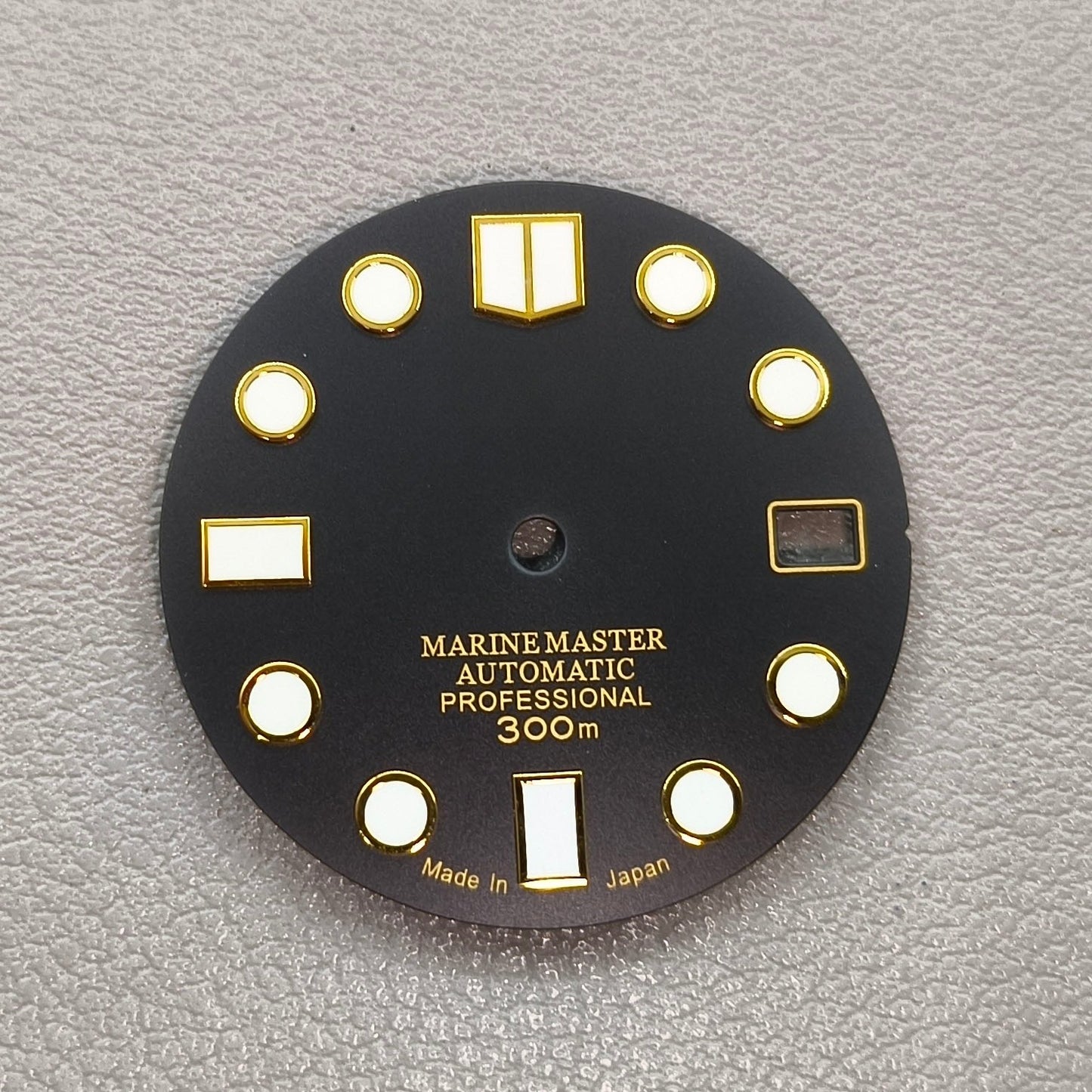 28.50mm Watch Dial with Green Luminous Suitable for NH35 Movement