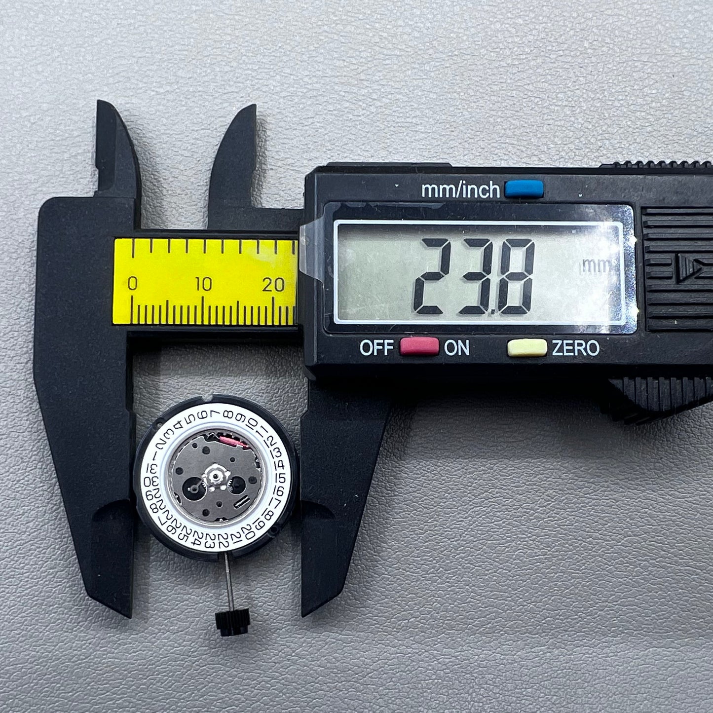 Swiss ETA 804.112 quartz watch movement showing precise 3 hands mechanism for accurate timekeeping.