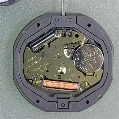 Miyota 1M15 quartz watch movement with 2 hands and date at 6, Japan made for precision timekeeping