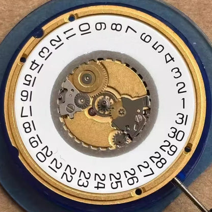 Swiss Made ETA955.112 quartz watch movement with 3 hands and date window at 3 o'clock position