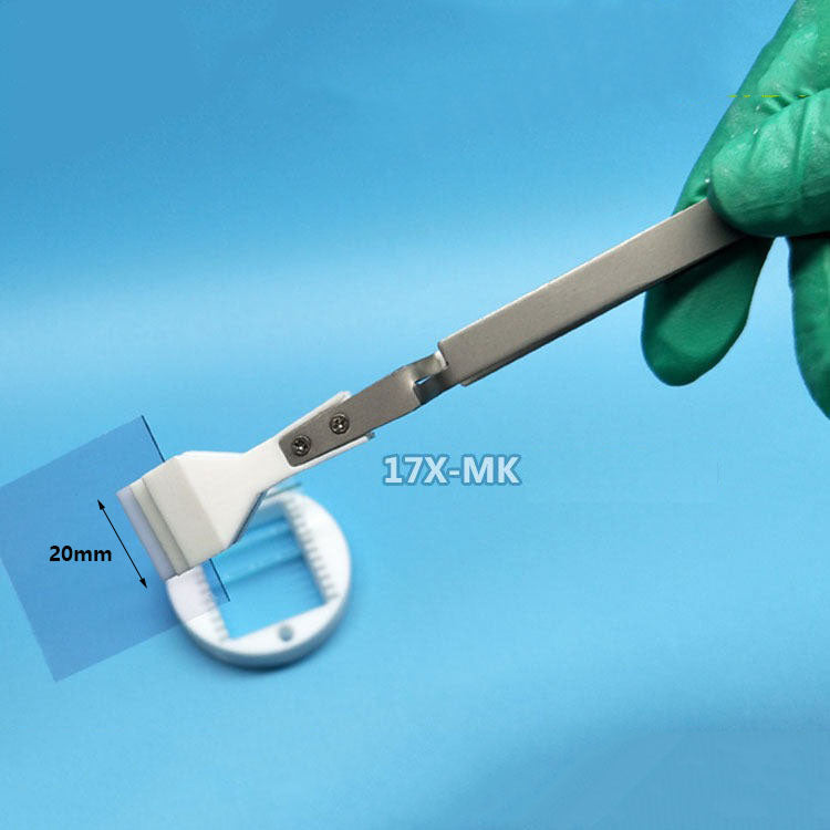 PTFE tweezers, acid and alkali resistant, self-locking for delicate silicon wafer handling