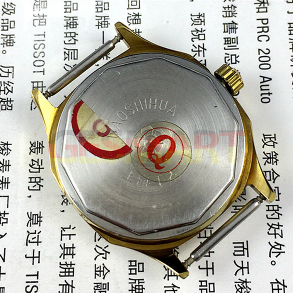 33mm Shanghai watch with golden markers and gradient dark green dial, classic manual mechanical design by Shanghai.