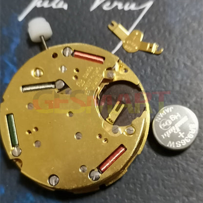 Montre <tc>ETA</tc> 251.272 Mouvement à quartz Fabrication suisse 3 aiguilles Date@4 Mouvement doré 