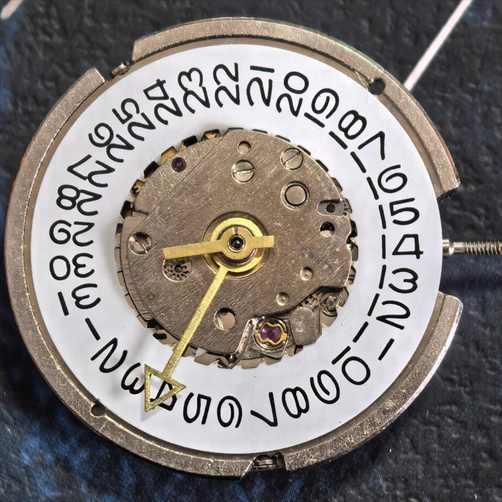 China Made ST6 GNT White Disk Mechanical Movement 3 Hands Date At 3