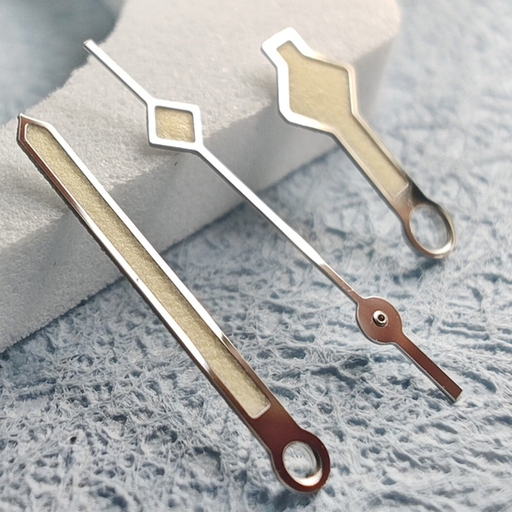 Snowflake-shaped C3 orange lume watch hands for NH34, NH35, NH36, NH38, NH39, NH70 movements.